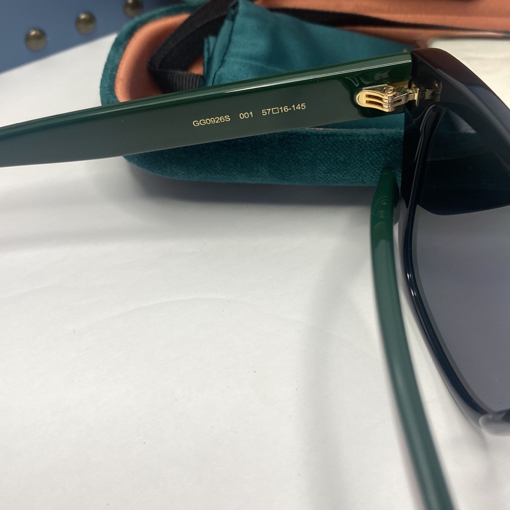 New- Gucci Sunglasses Unisex GG0926S 001 Black-Green/Grey 57-16-145mm - Picture 11 of 12